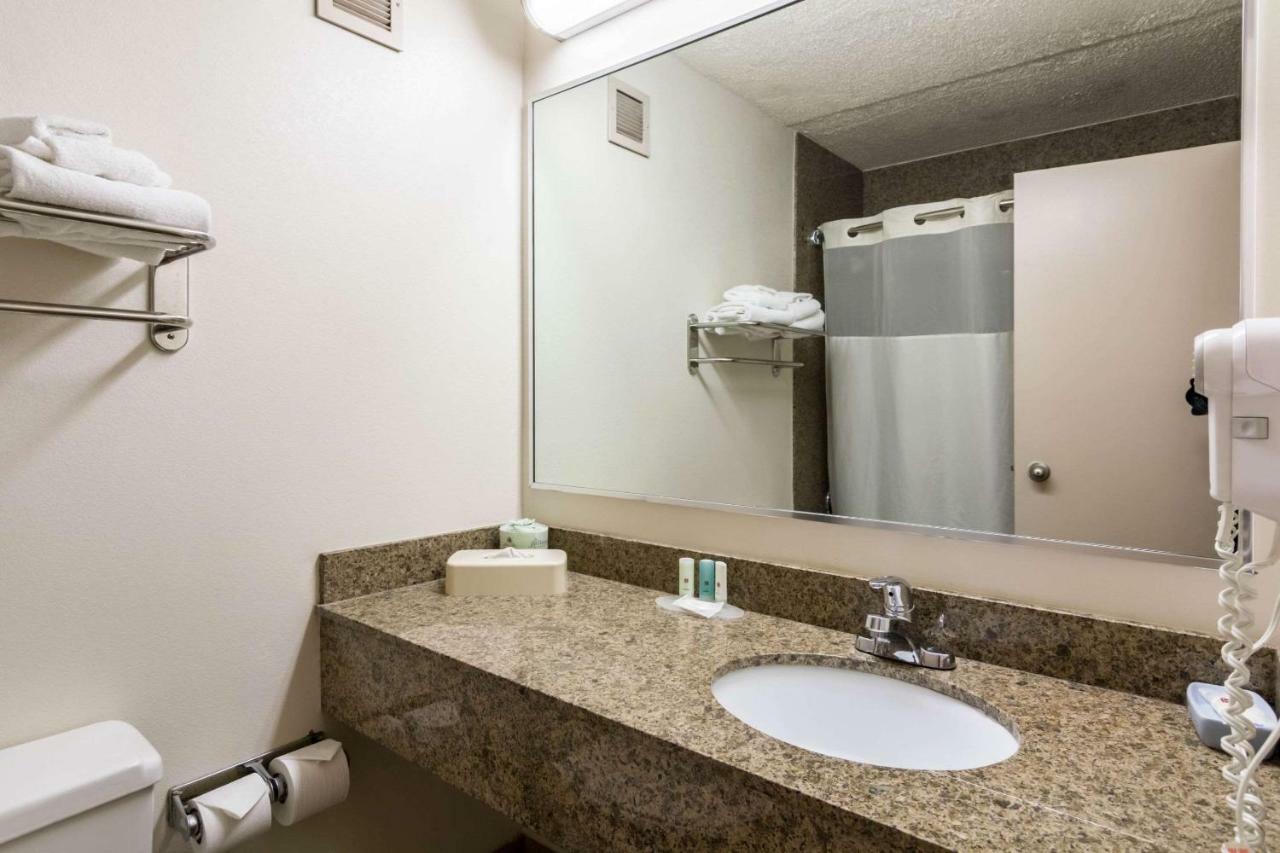 Plaza Inn & Suites Hagerstown Luaran gambar